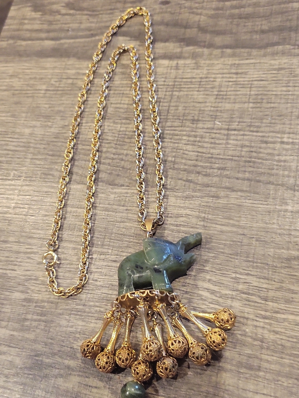 Jade Elephant Necklace  Vintage / 24 In./ EUC